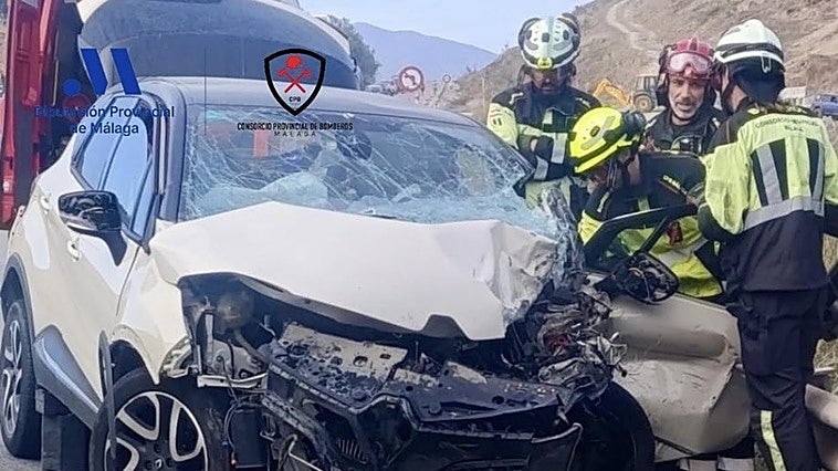 Malaga province head-on collision injures one person