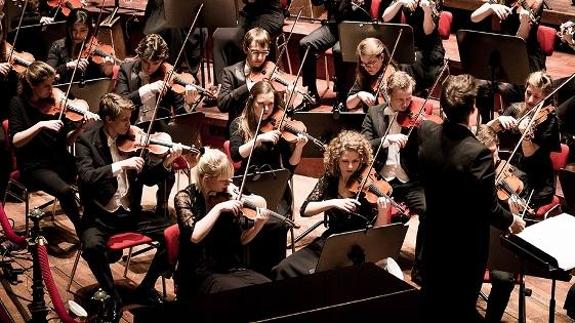 Orchestras get together in Nerja.