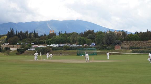 Seamer Ravi Panchal (bowler) was the latest high-profile name to have played in Cártama.