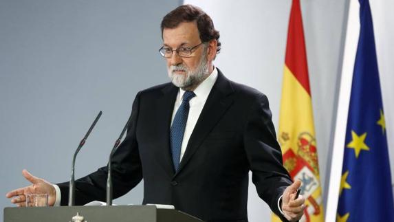 Rajoy proposes dismissal of Catalan government chiefs and elections within six months
