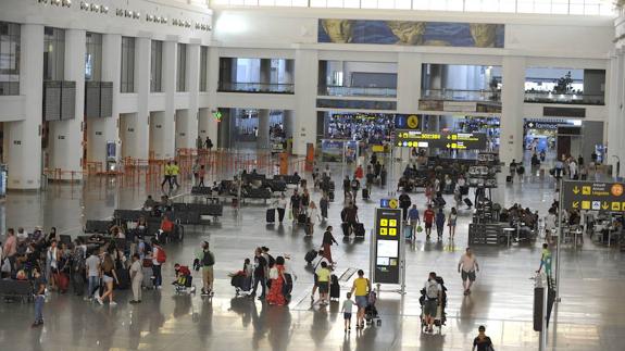 Aena to invest 6.2 million euros to renovate Malaga Airport's older Terminal 2