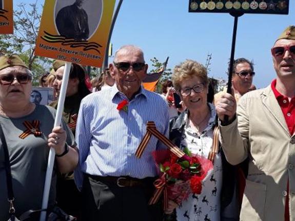 Harry Derrent and his wife Lavinia during the march.