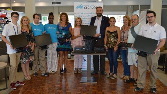 Cancer association gets new office equipment thanks to Fundación CLC World
