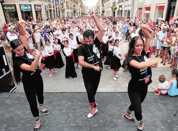 The dancers during the flashmob. 