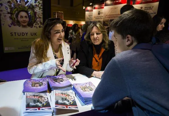 Participants at a previous Study UK fair in Spain.
