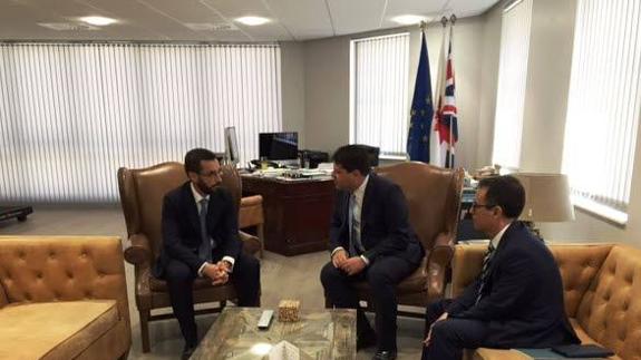 Juan Franco in a meeting with Fabian Picardo