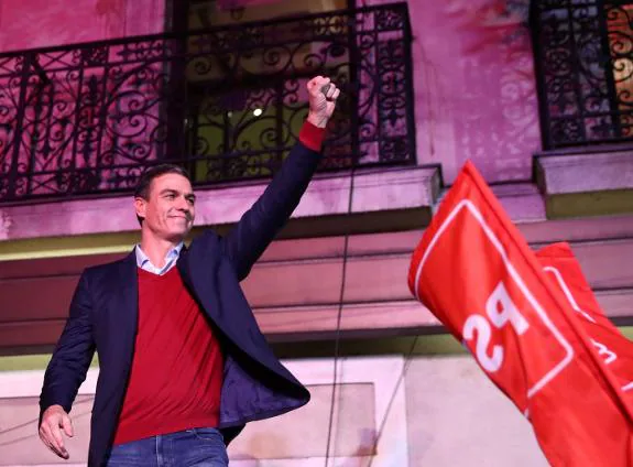 PSOE leader, Pedro Sánchez, outside the Socialist party HQ in Madrid on Sunday night.