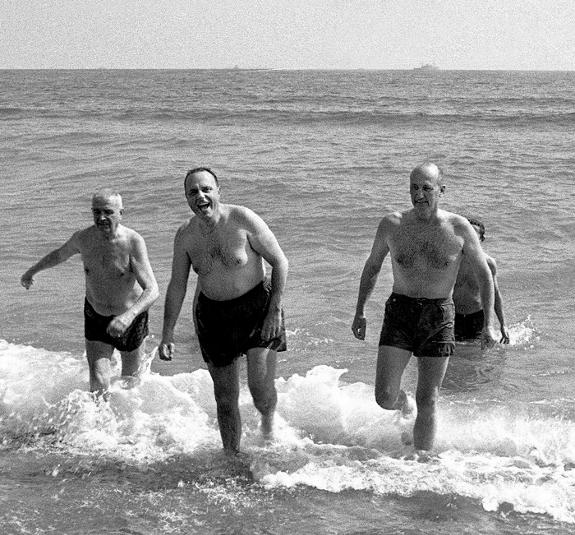 Fraga (front left) and Biddle Duke (front right) in the sea near Palomares, attempting to show there was no contamination.