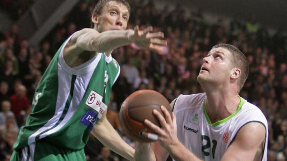 Former Unicaja player Robert Archibald dies aged 39