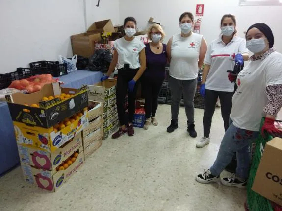 The Soroptimist members have helped the food bank in Mijas. 