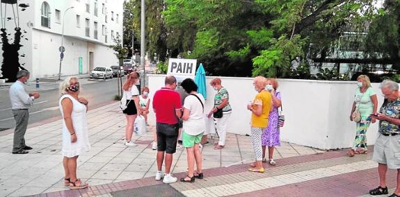PAIH has been collecting signatures in the town. SUR