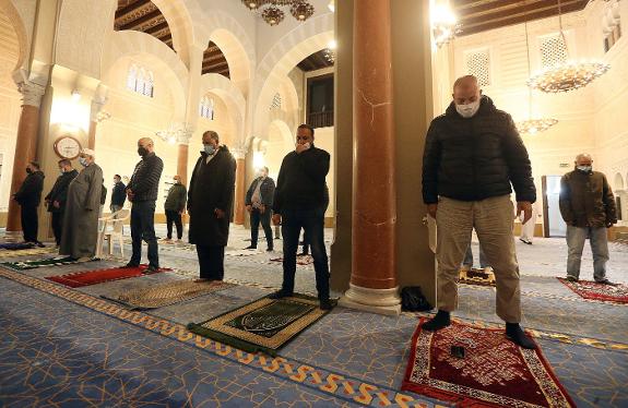 Socially distanced prayers in the central mosque in Malaga on Wednesday. 