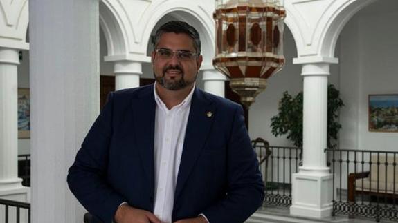 Mayor of Mijas, Josele González