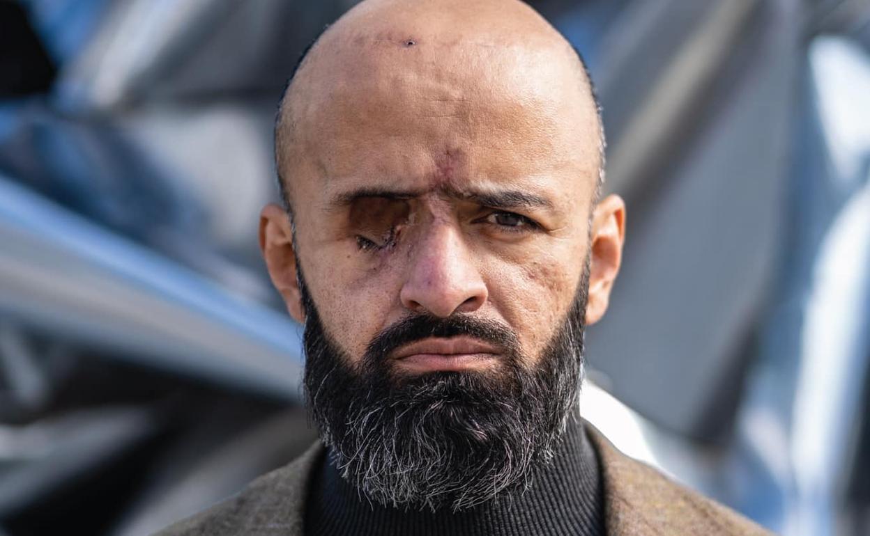 Masi Nayem es el rostro de la campaña de moda de Indposhiv Casual. 