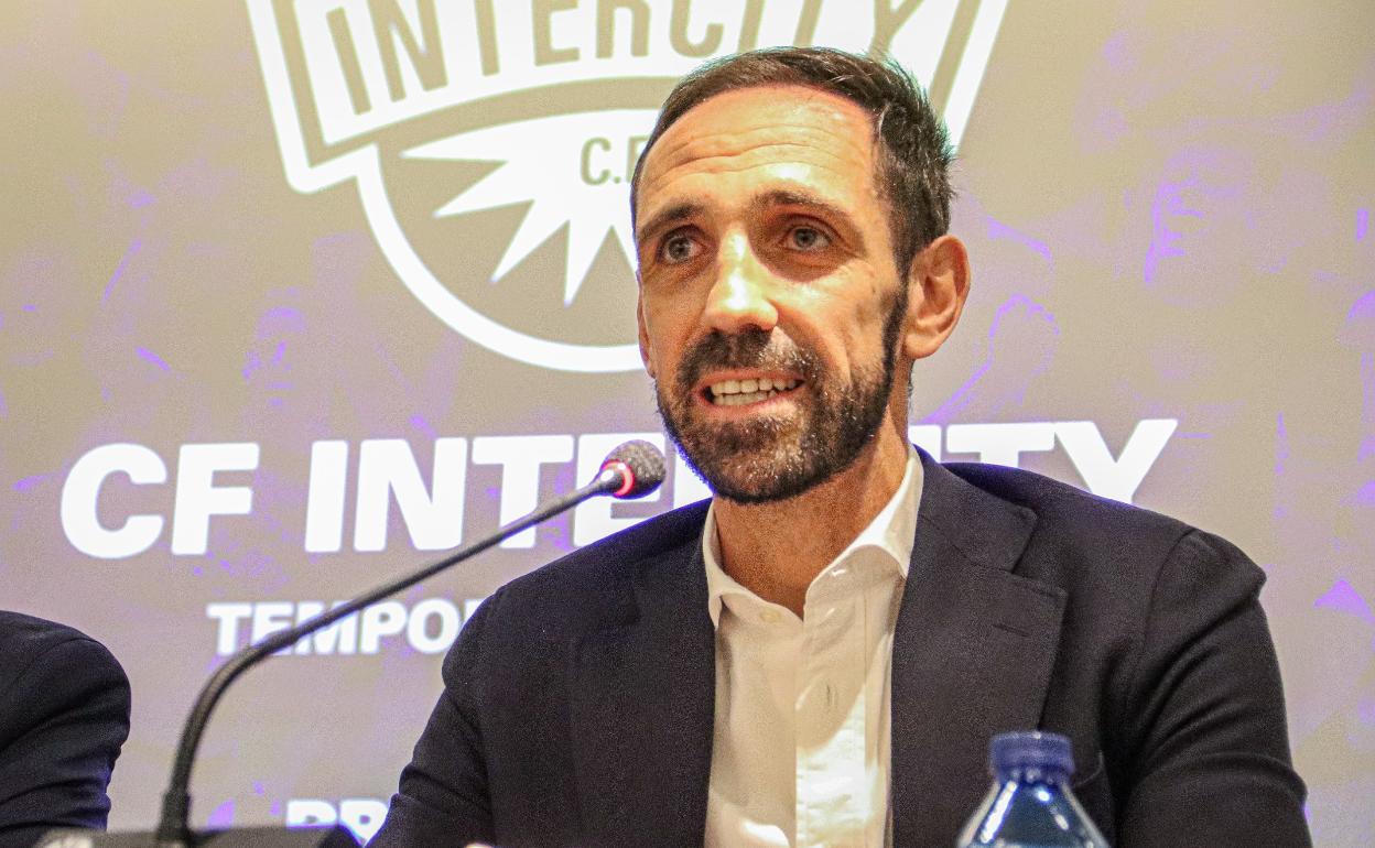 El exinternacional español Juanfran Torres 