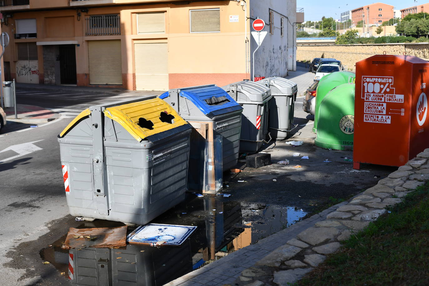 Fotos de la suciedad de los barrios de Alicante