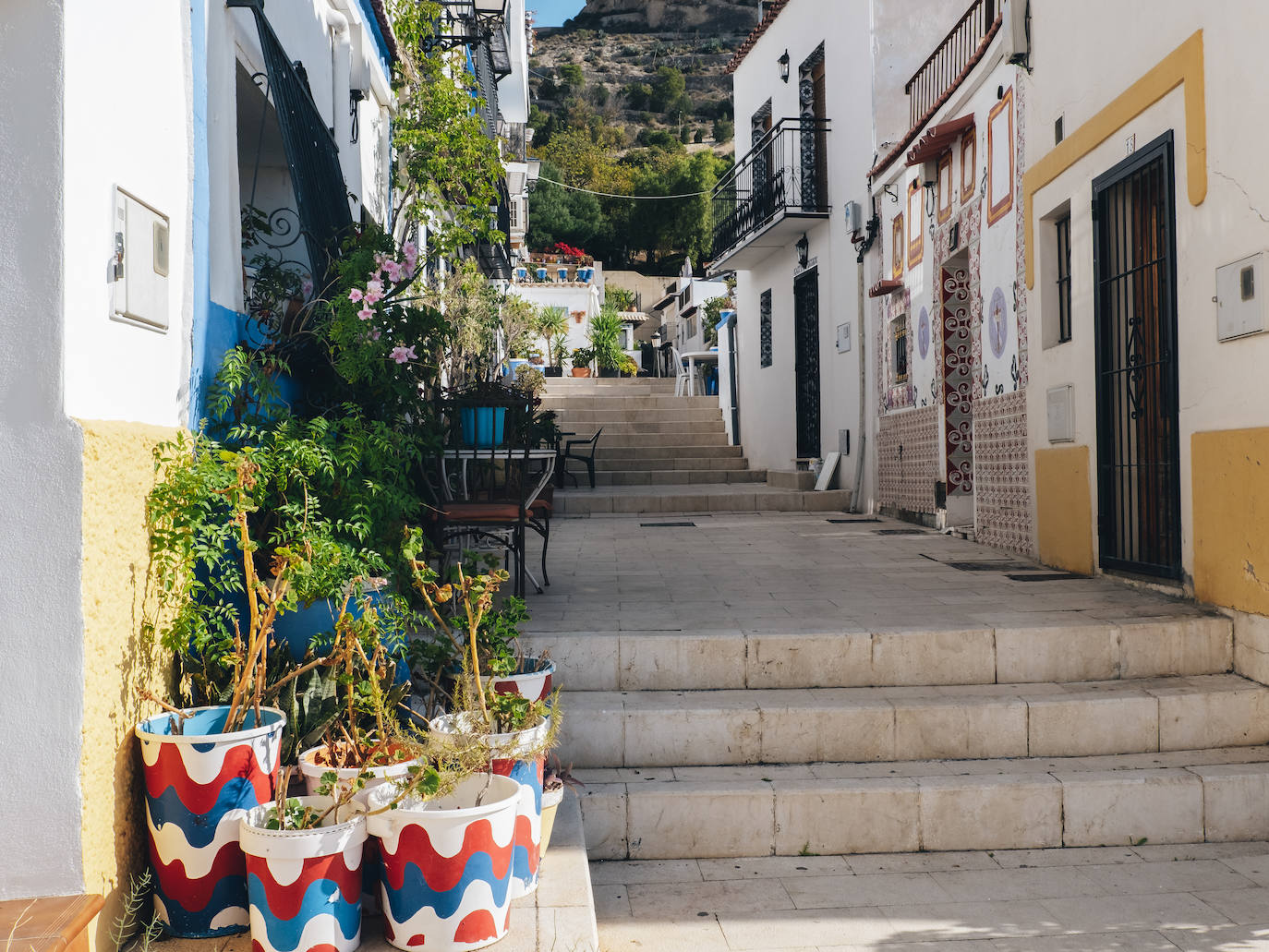 Fotos: Un paseo por el barrio de Santa Cruz de Alicante