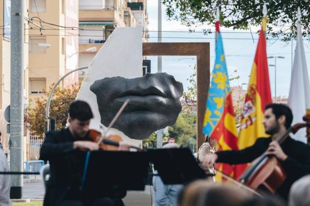 Dos alumnos del Conservatorio emocionaron a los presentes con la música de 'La Lista de Schindler', de John Williams.