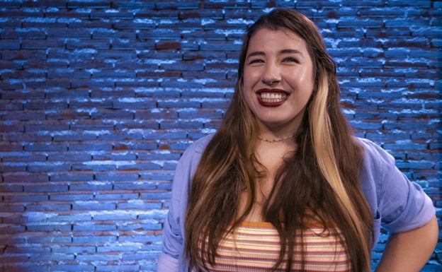 Poesía y monólogo gratuito de Nadin Din en Alicante para poner fin a la violencia de género