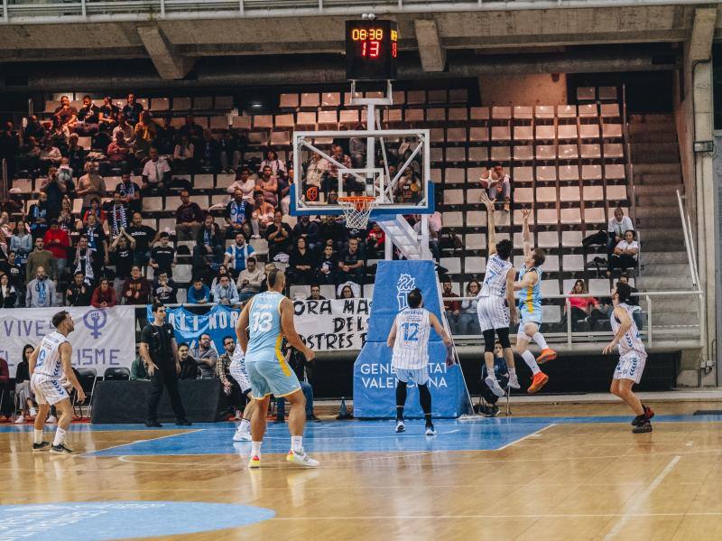 Fotos: Remontada del HLA Alicante ante el histórico Estudiantes