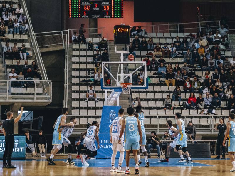 Fotos: Remontada del HLA Alicante ante el histórico Estudiantes