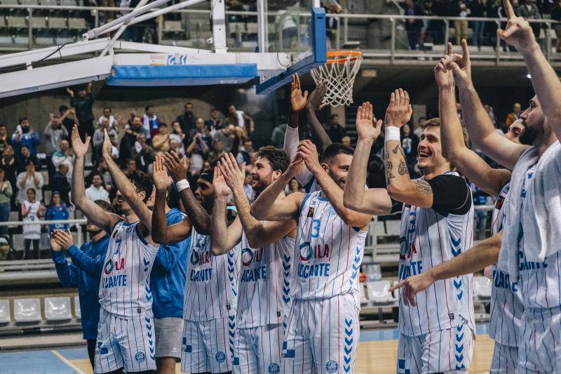 Fotos: Remontada del HLA Alicante ante el histórico Estudiantes