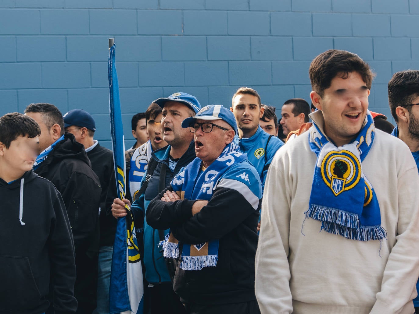 Fotos: Clamor contra Ortiz y entrada al estadio con 0-1