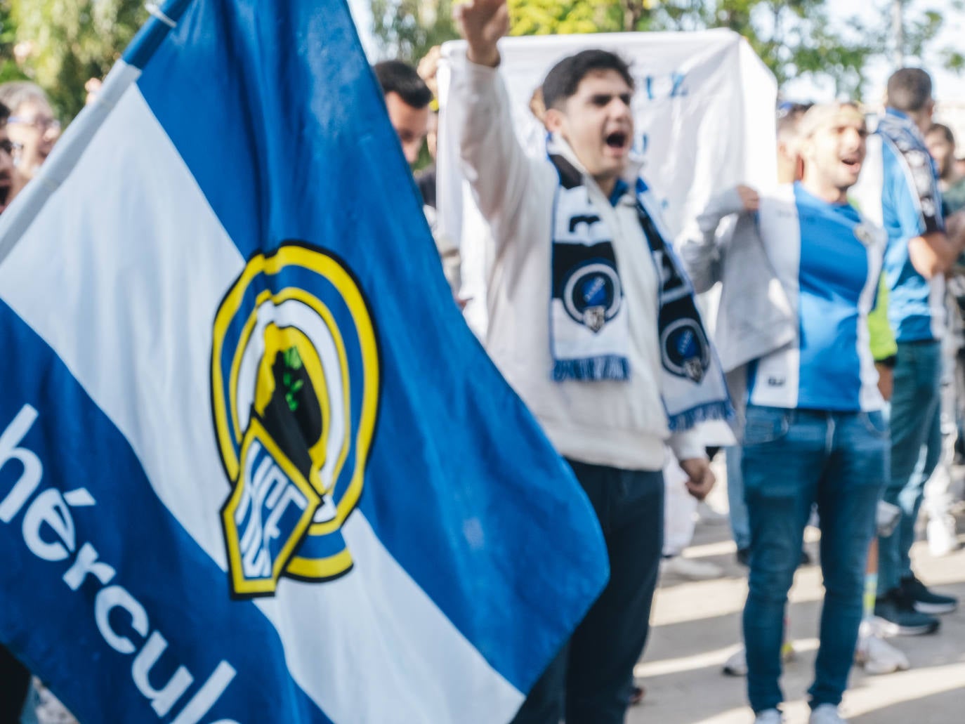 Fotos: Clamor contra Ortiz y entrada al estadio con 0-1