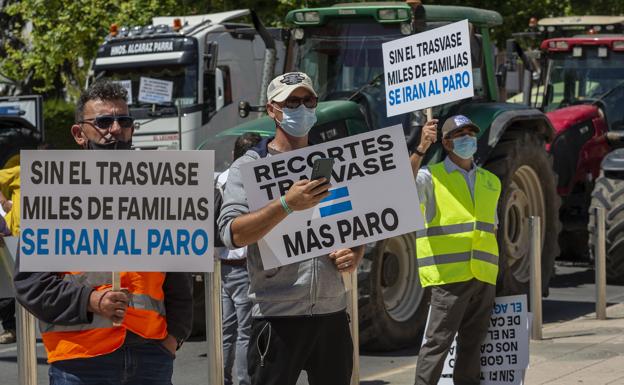 Los regantes votarán 'no' a los planes de cuenca que ponen en vilo el trasvase Tajo-Segura