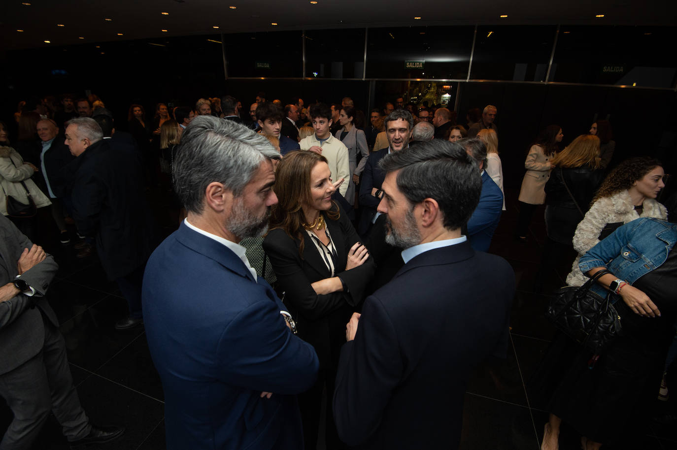 Fotos: Gran acogida institucional a la puesta de largo de TodoAlicante