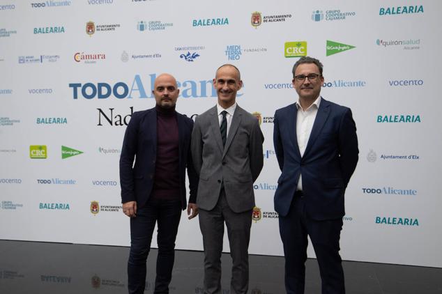 Héctor Esteban, jefe de Redacción; Jesús Trelis, director, y Juan Candela, director de Negocio Digital de Las Provincias