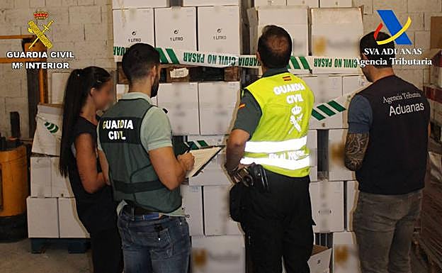 La Guardia Civil desmonta una organización dedicada al contrabando de alcohol