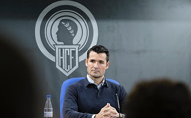 Lolo Escobar, en la sala de prensa del Rico Pérez 