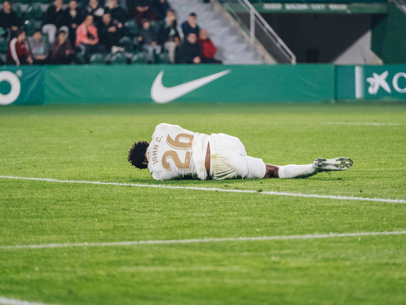 Fotos: El Elche CF cae ante el Leeds