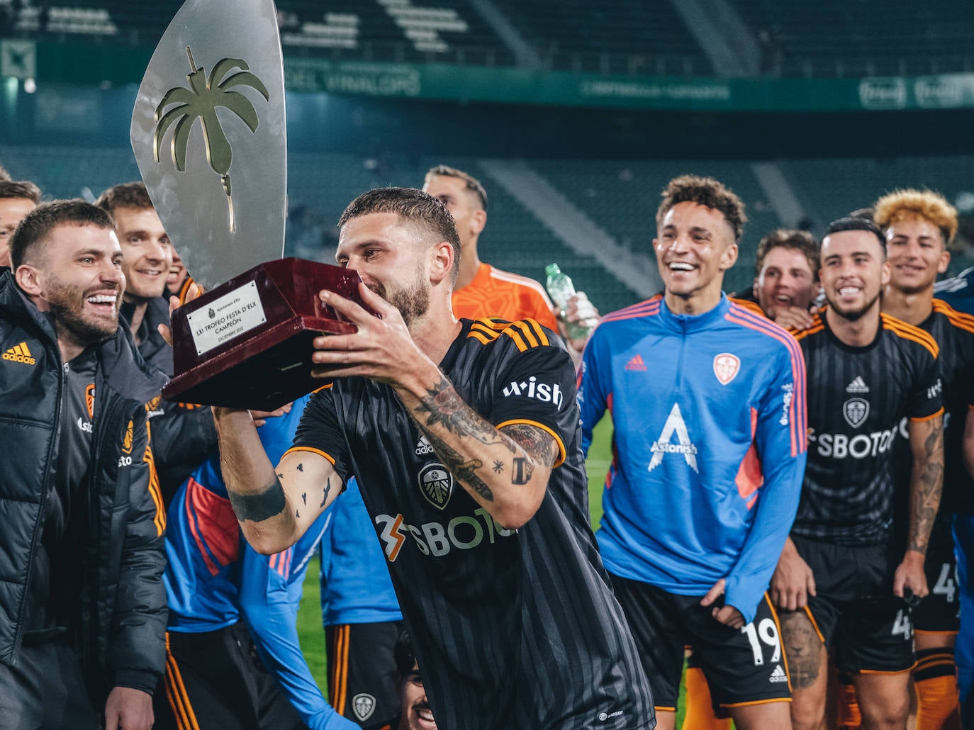 Fotos: El Elche CF cae ante el Leeds