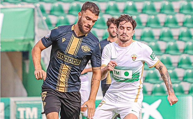 Álvaro Pérez y Collado, hoy en el Martínez Valero  CF INTERCITY
