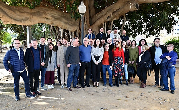 Representantes de Compromís en la presentación de la candidatura de Aitana Mas a las primarias por la provincia de Alicante.