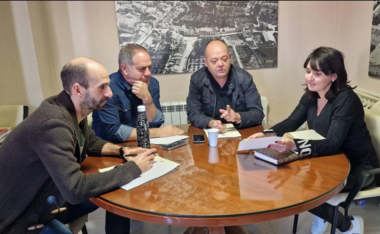 Reunión de concejales de la formación naranja. 