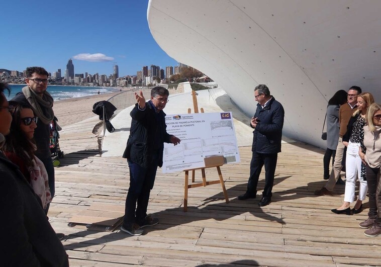 Imagen de la presentación del proyecto de instalación de la nueva pasarela de Poniente