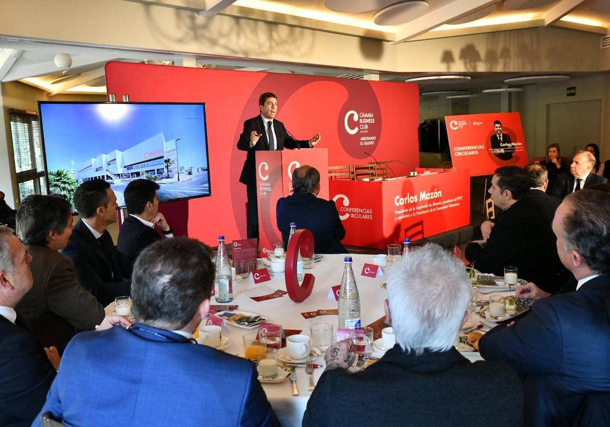 La Cámara de Comercio impulsa la defensa de la provincia de Alicante con las &#039;Conferencias Circulares&#039;