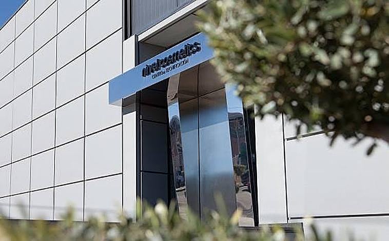 Imagen principal - Nirvel Cosmetics, La pasión de una familia