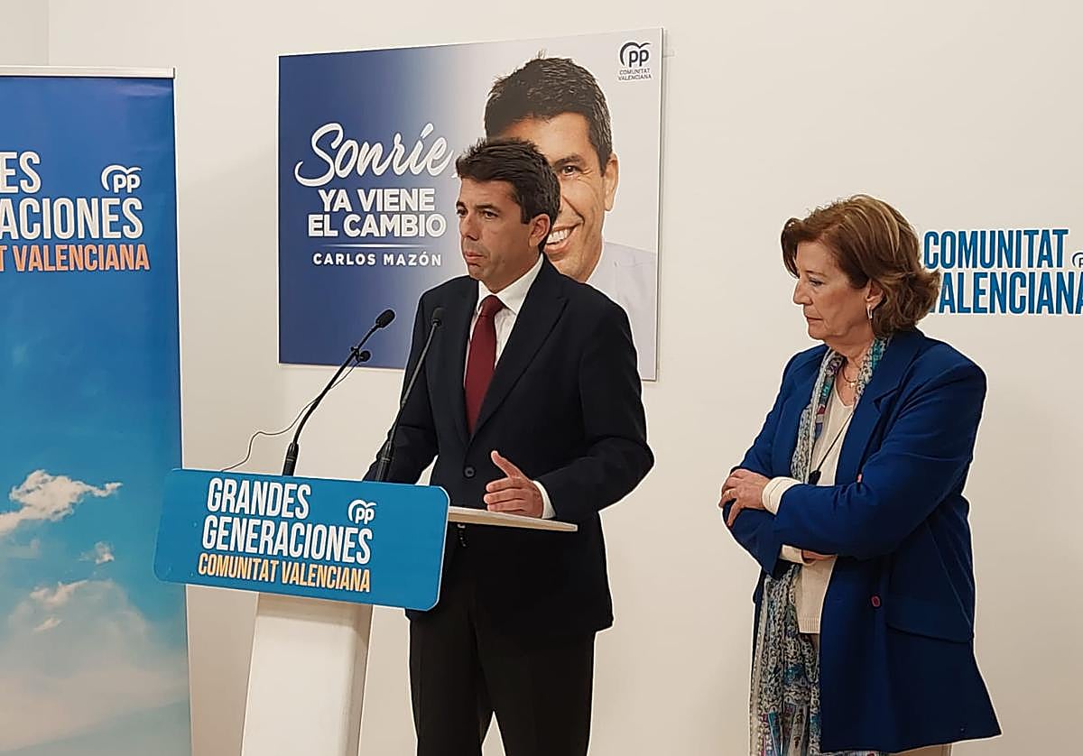 El presidente del PPCV, Carlos Mazón, en rueda de prensa este jueves.