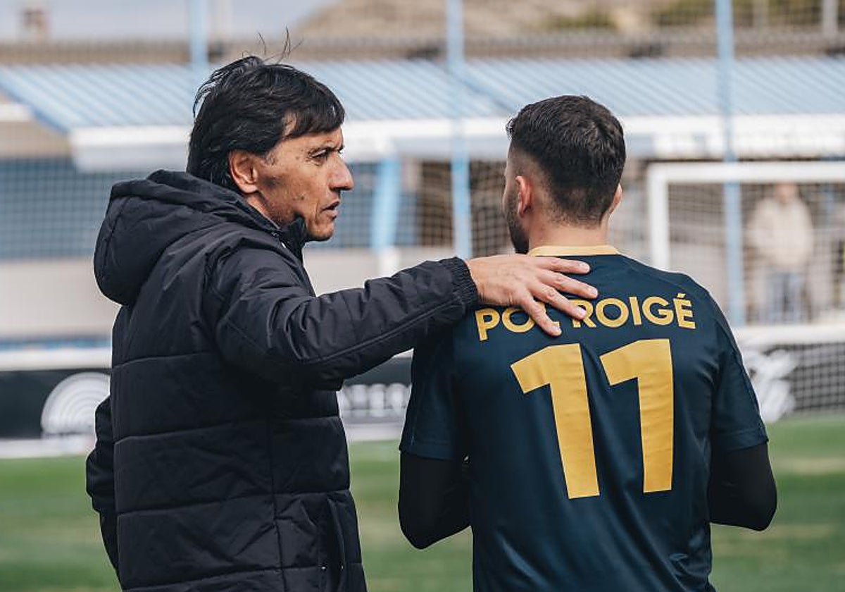 El argentino Gustavo Siviero da instrucciones a Pol Roigé
