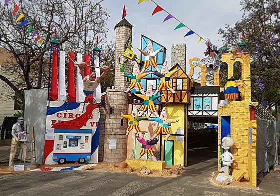 Portalada de barraca ganadora en 2022.