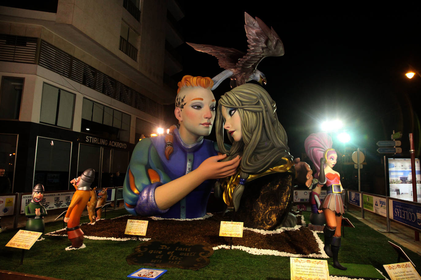 Las fallas de Dénia ya están plantadas y la fiesta servida