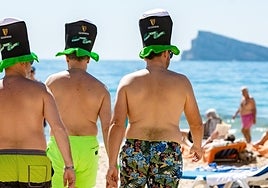 El buen tiempo está animando a los turistas a visitar los principales destinos de la Costa Blanca