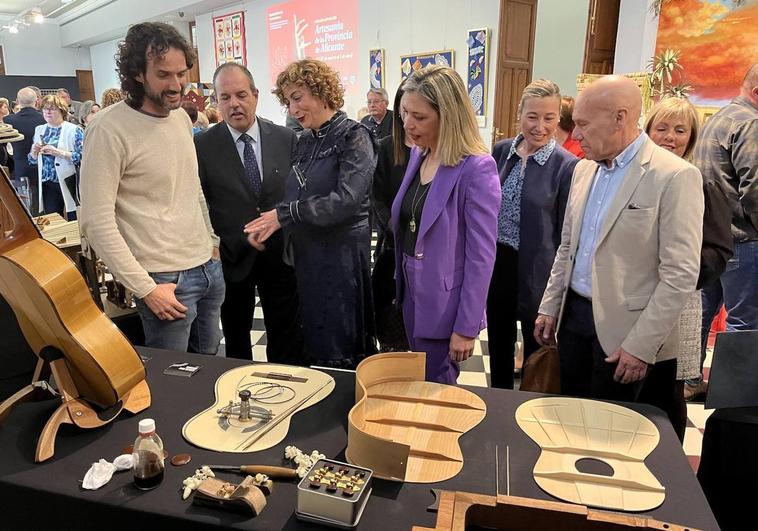 El Palacio Provincial de la Diputación de Alicante acoge la II Exposición de Artesanía