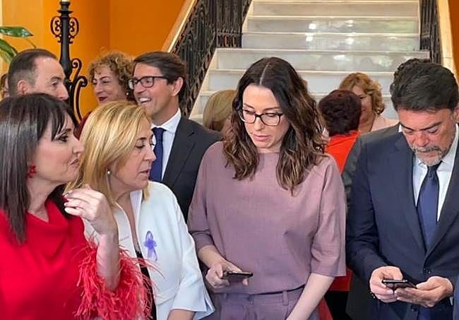 Recepción de autoridades en el hall del MARQ.