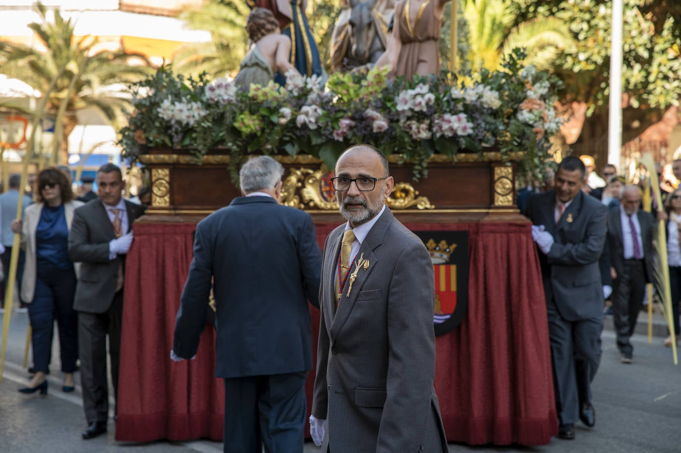Cientos de personas acuden a &#039;La Burrita&#039; en Alicante este Domingo de Ramos
