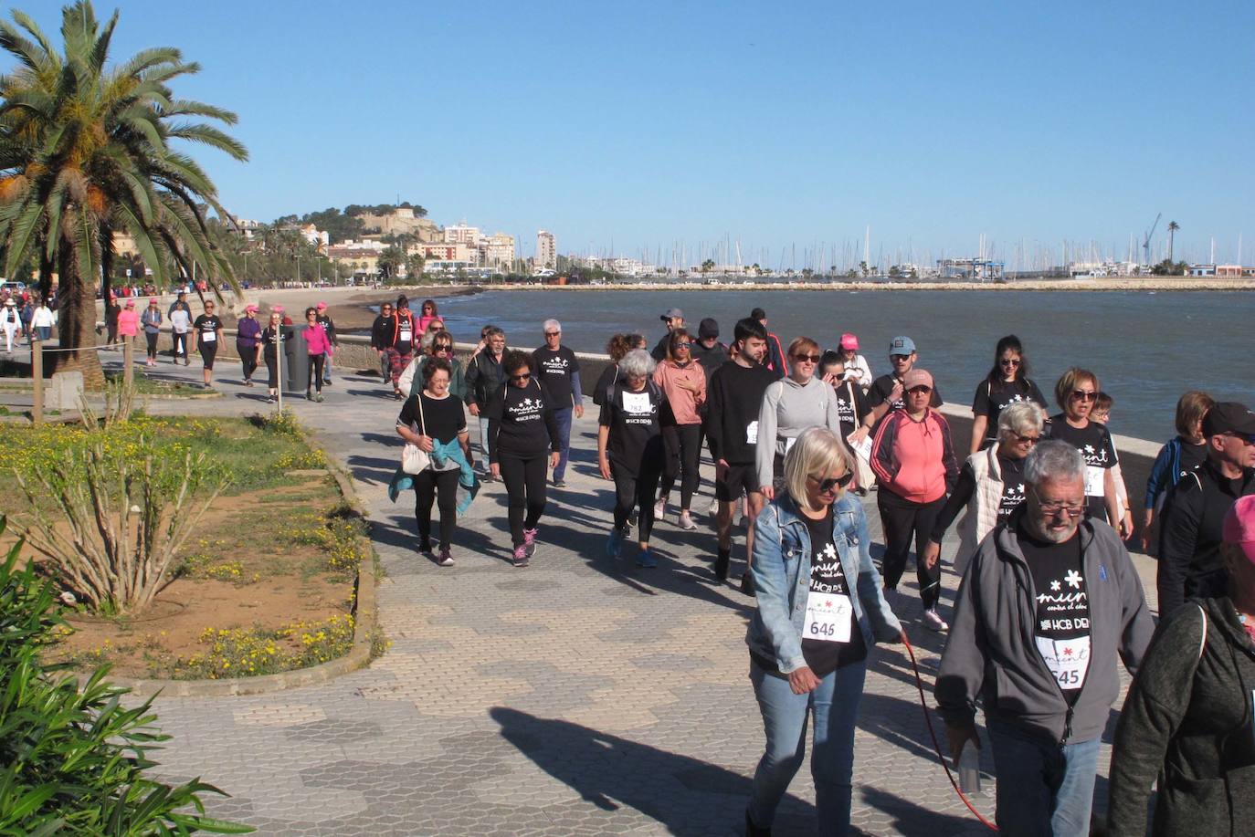 Caminata en Dénia organizada por &#039;Amunt Contra el Cáncer&#039;